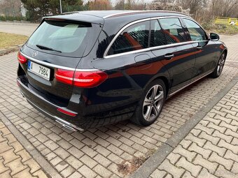 Mercedes-Benz E 220 d Avantgarde Kombi - 3