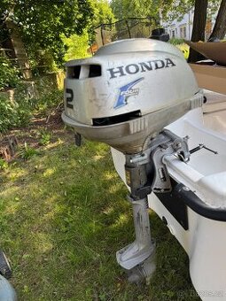 Lodní motor Honda BF2 - 3