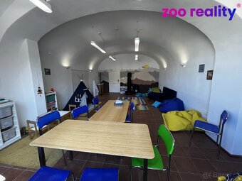 Pronájem 6 kanceláří 435 m² - 3