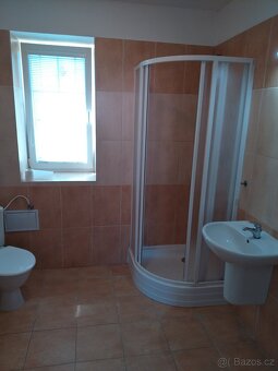 Majitel domu pronajme byt 3+KK 70m2 - 3