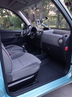 Berlingo 2,0hdi perfektni stav - 3