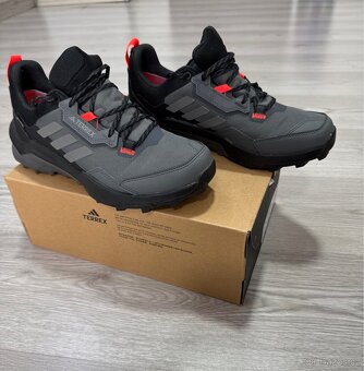 Adidas Terrex AX4 GTX velikost 8 (42) pánské - 3