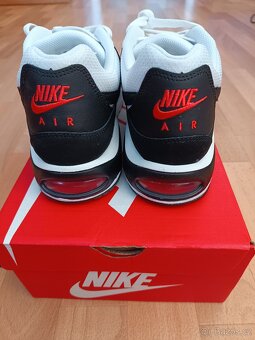 NIKE AIR MAX - 3