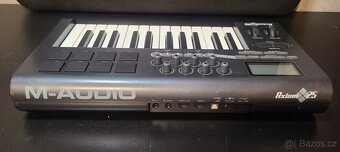 Prodám USB MIDI keyboard M-Audio Axiom 25(MK1) Cena: 1000 Kč - 3