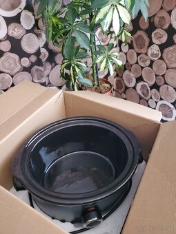 Pomalý hrnec TOMADO - 3