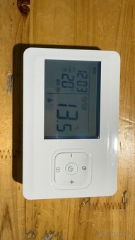 Bezdrátový termostat Tuya - 3