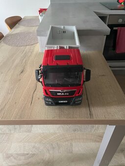 Prodám Bruder nákladní auto MAN - 3