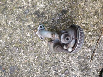 Prodám karburátor Jawa 550 - 3