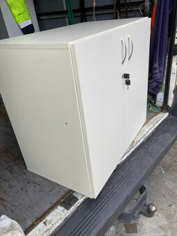 Skříňka nízká TECHO dvoudveřová uzamykatelná za 500 kč - 3