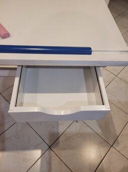 Rostoucí psací stůl - 3