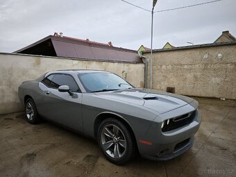 Dodge Challenger - 3
