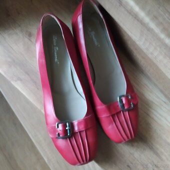 Dámské kožené lodičky velikost 43 červené - 3