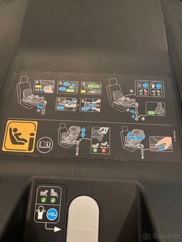 Autosedačka Maxi Cosi Pearl 360 - 3