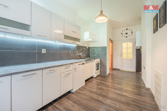 Prodej bytu 3+1, 104 m², Roztoky, ul. Rýznerova - 3