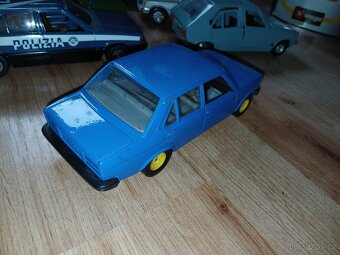 Fiat 131 miraforri 1:24 bburago - 3