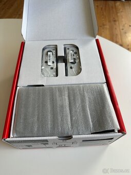 Nintendo switch OLED (top stav) + příslušenství - 3