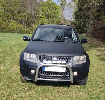 Suzuki Grand Vitara 2.4 - 3