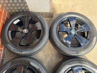 Alu 17" 5x112 škoda TRITON Black nové, letní SUP3 - 3