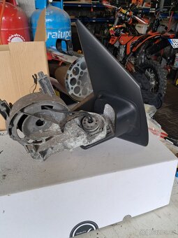 Pravé kompletní zrcátko VW T5 bez skla(zrcátka) - 3