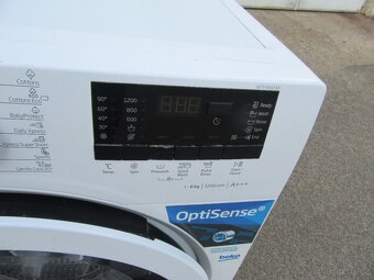 Nabízím pračku Beko. přední plnění na 6 kg prádla. Plně funk - 3