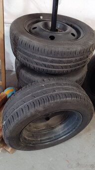 Sada 4 letní pneu 195/60 R15, vzorek 5mm, celkem za 1000 Kč - 3