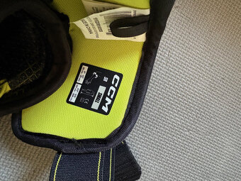 Hokejové lokty, CCM XF80 - 3