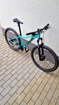 TREK horské kolo Marlin 7 (Miami Green) - 3