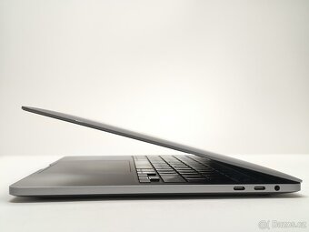ZÁRUKA/Macbook Pro13.3"TB/I5 2.0GHZ/16GB RAM/512GB SSD/CZ - 3