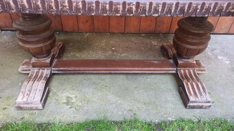Starší konferenční stůl - 3