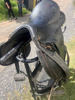 4 sedla k prodeji - 2x westernové a 2 x anglické - 3