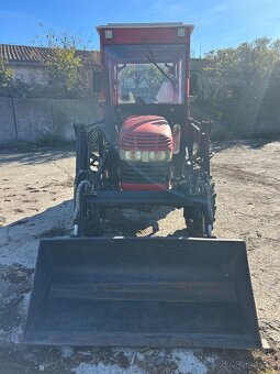 Traktor Jinma 354E s čelním nakladačem - 3