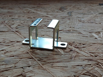 Laguna držák / úchyt KK-075 pro horní kolejnici - 3