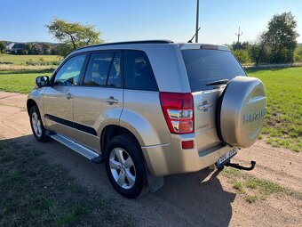 SUZUKI GRAND VITARA II 2.4VVTI 124kw MANUÁL  BENZIN TAŽNÉ - 3