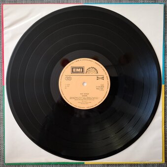 LP "QUEEN - HOT SPACE" - 3