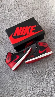 Air Jordan 1 Retro High ‘85 OG Bred 2025 - 3