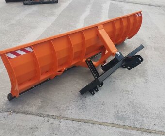 Pluh na traktor - 3