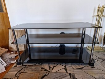 Tv stolek - 3