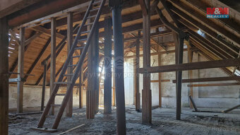 Prodej výrobního zemědělského objektu, 1708 m², Javorník - 3