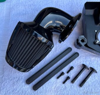 HARLEY DAVIDSON® 2024 Breakout™ 117 - 3