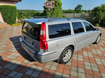Volvo V70, D5,120KW, TOP VÝBAVA,2.MAJITEL r.v.2005 - 3