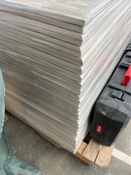 60 ks sádrokartonových desek, 1250 x 2000 x 12,5 mm - 3
