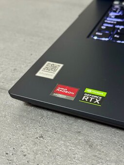 HERNÍ NOTEBOOK LENOVO LEGION [RTX 3060] - TOP STAV - BALENÍ - 3