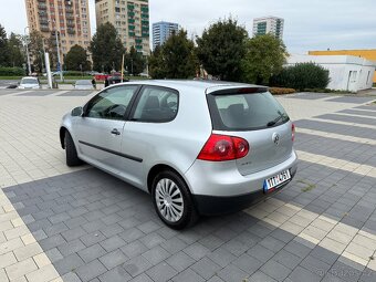 VW GOLF 5 1,4 16V 55kW - Klimatizace - Pěkný Stav - 3