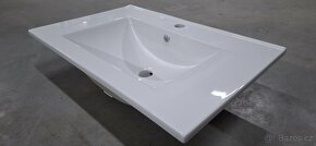 Nové bílé umyvadlo na skříňku 70x45 - 3