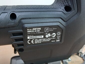 Akumulátorová přímočará pila FERM JSM 1046 - 3