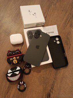 Apple iphone 17 256gb Black+ Airpods 3 - 3