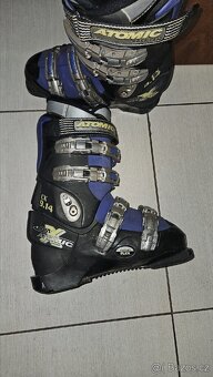 Prodám dětské lyžařské boty Atomic velikost 25.5 - 3