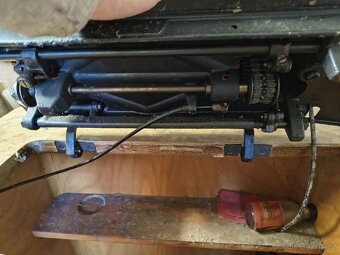 Šicí stroj Zetina - 3