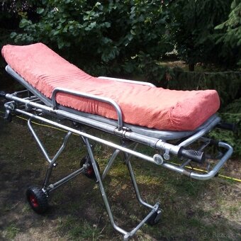 Sanitní lehátko - 3