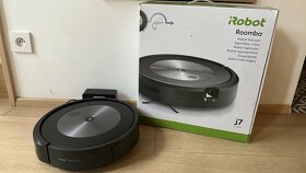 iRobot Roomba j7 - 3